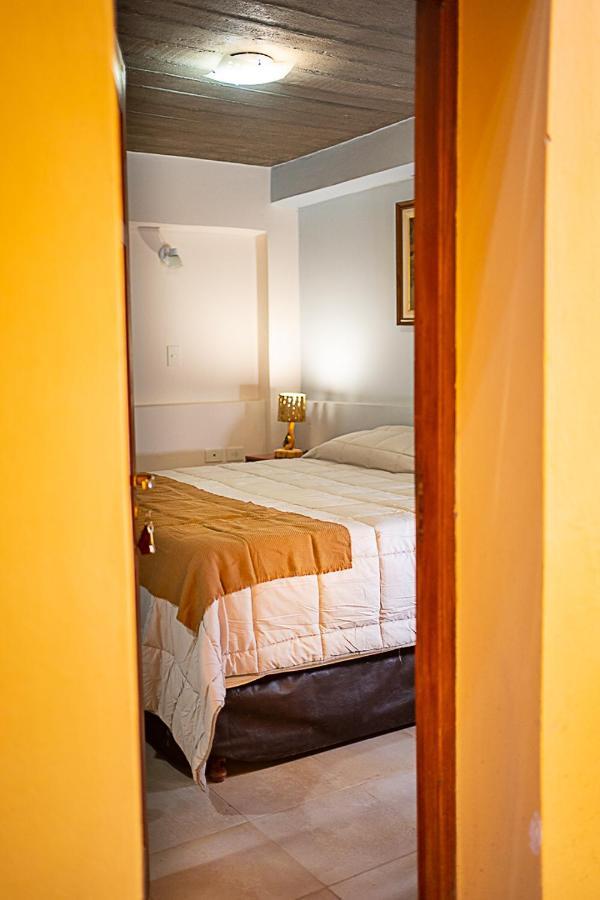 Hotel Belgrano Tilcara Buitenkant foto